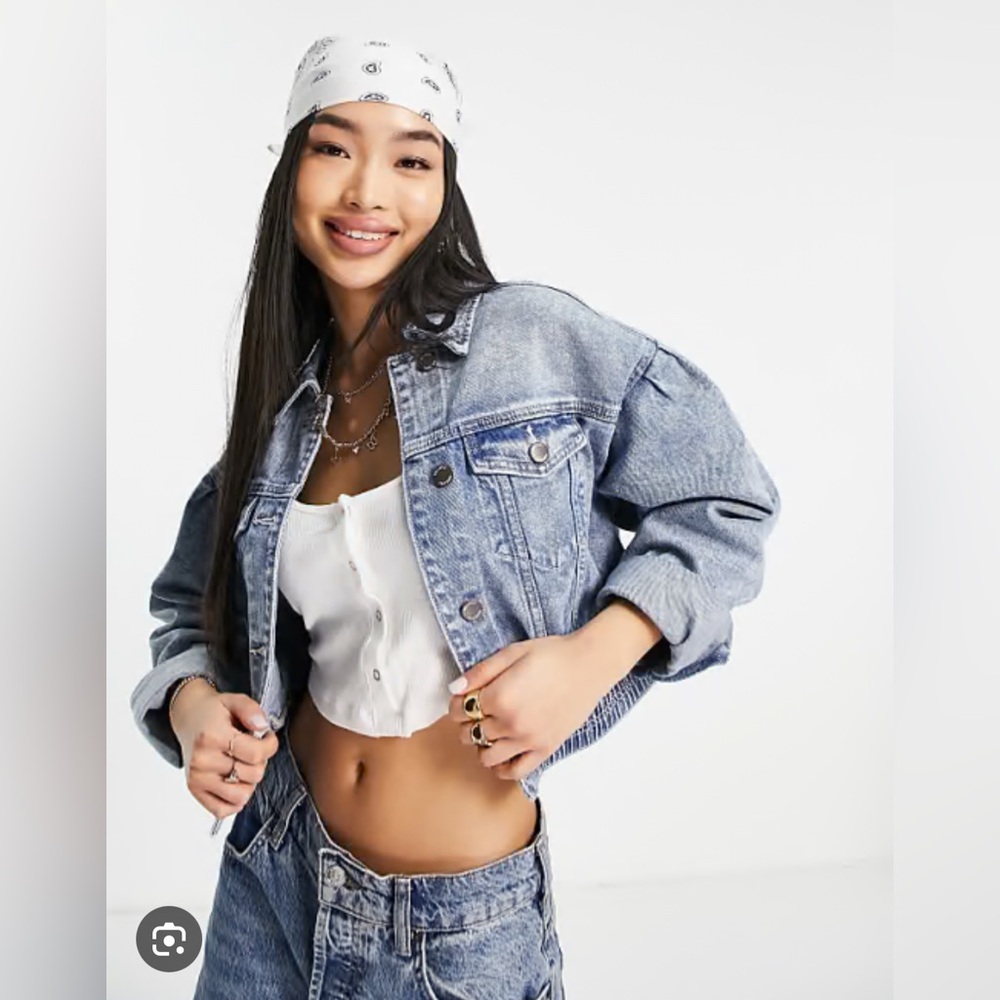 Hollister cropped Jean Jacket